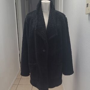 Black Super Soft Fuzzy Coat, Very Light Weight, Like New, Warm, COZY